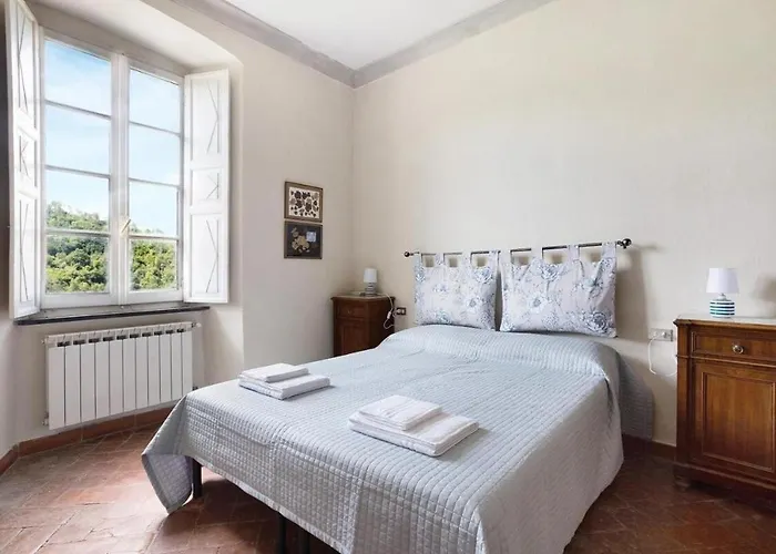 Agrifoglio - Palazzo Ravaschieri * Bracelli